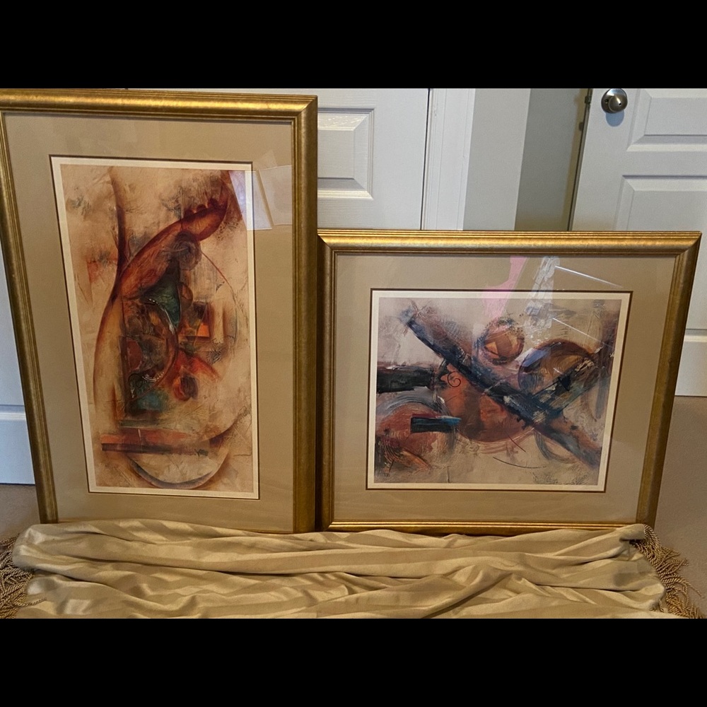 Abstract square and rectangle gold pictures